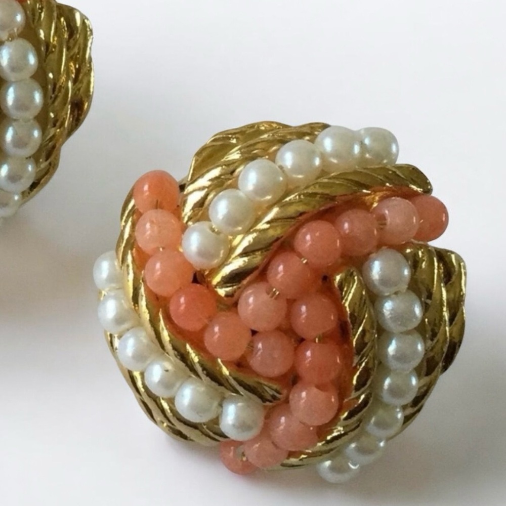 Vtg 80s Twisted Bead Rope Necklace & Earrings Set Gold-Tone, Faux Coral & Pearls - Picture 13 of 16